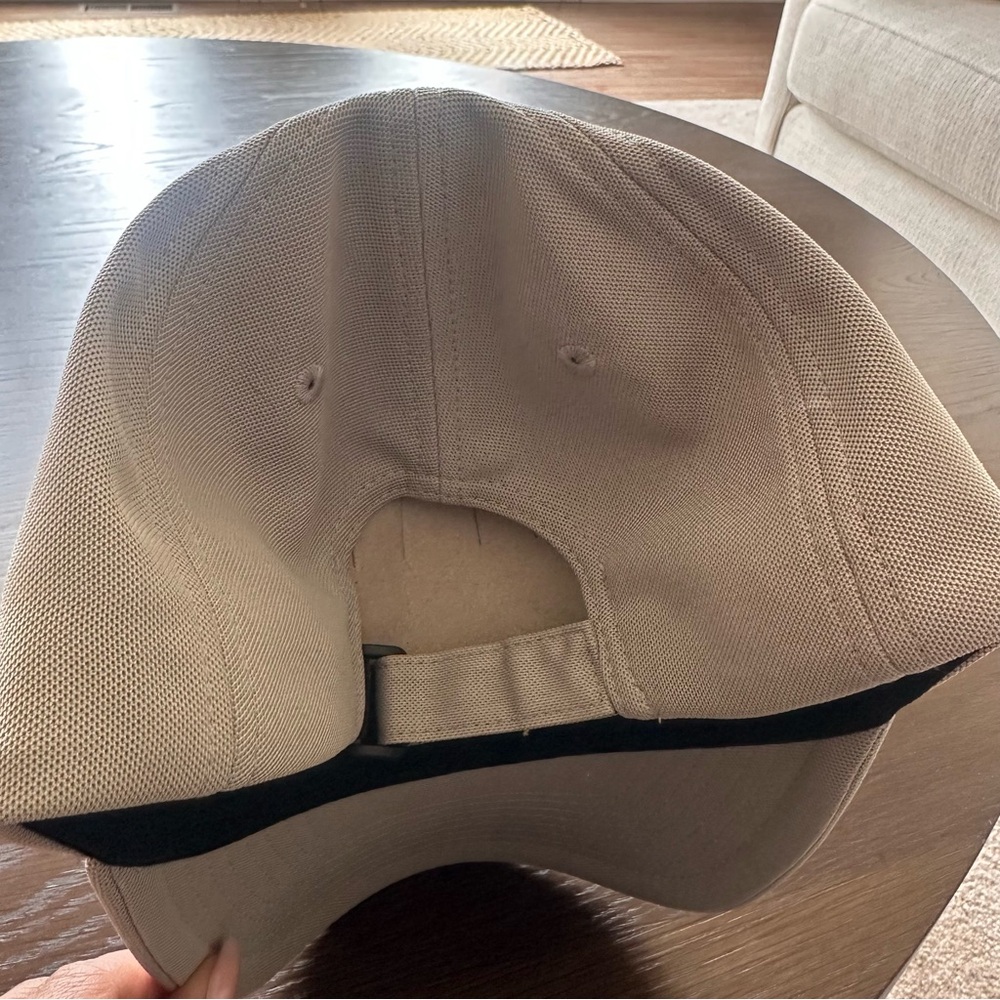 Tudor Hat - Picture 4 of 5